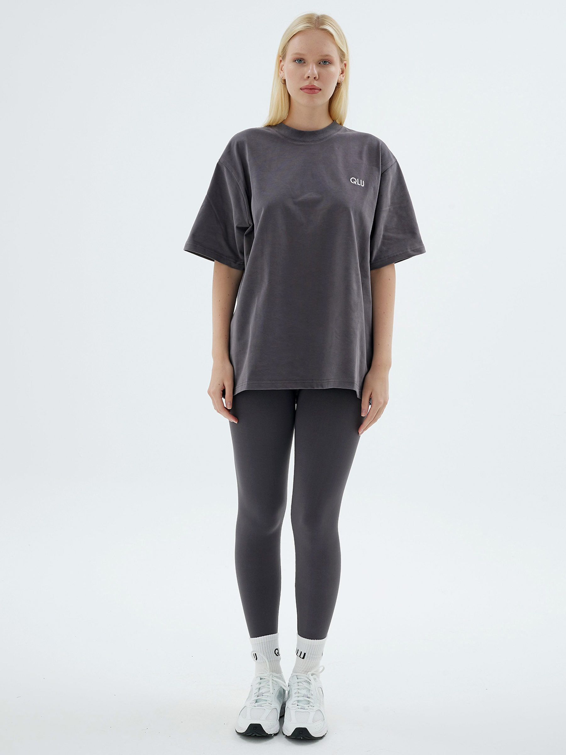 T-Shirt - 11