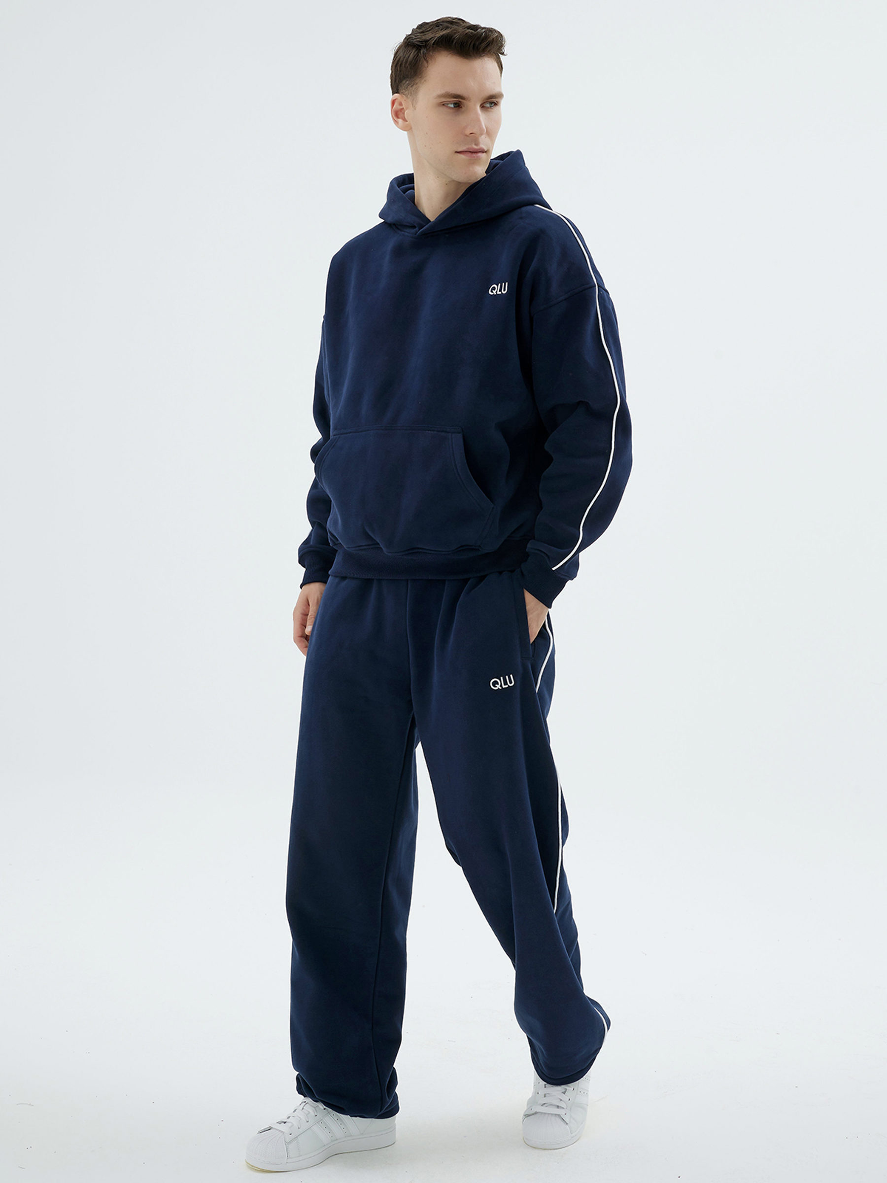 Jogger - 16