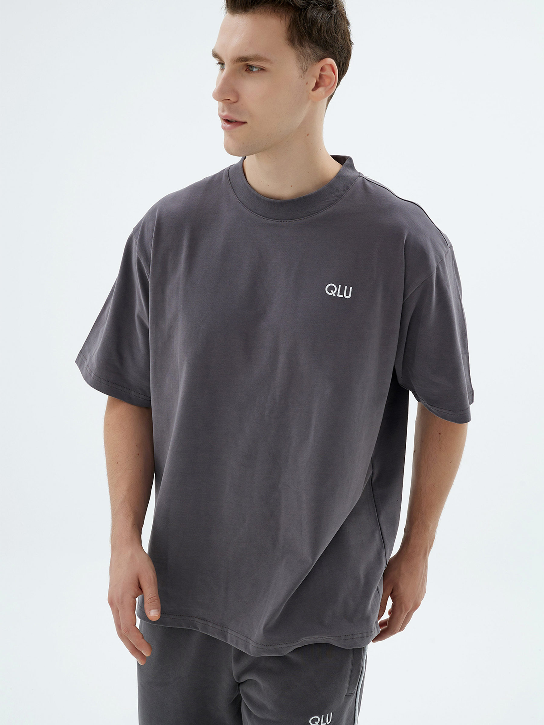T-Shirt - 16