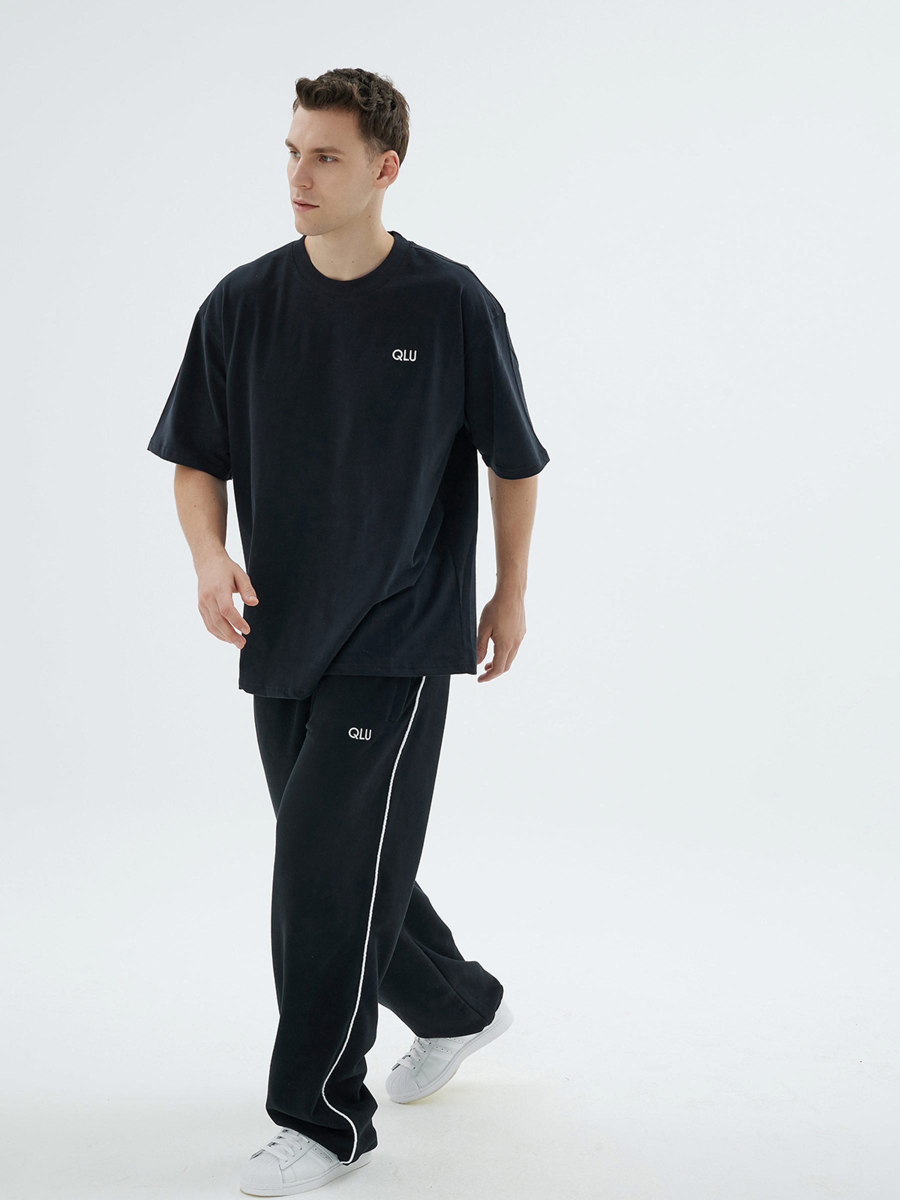 Jogger - 23