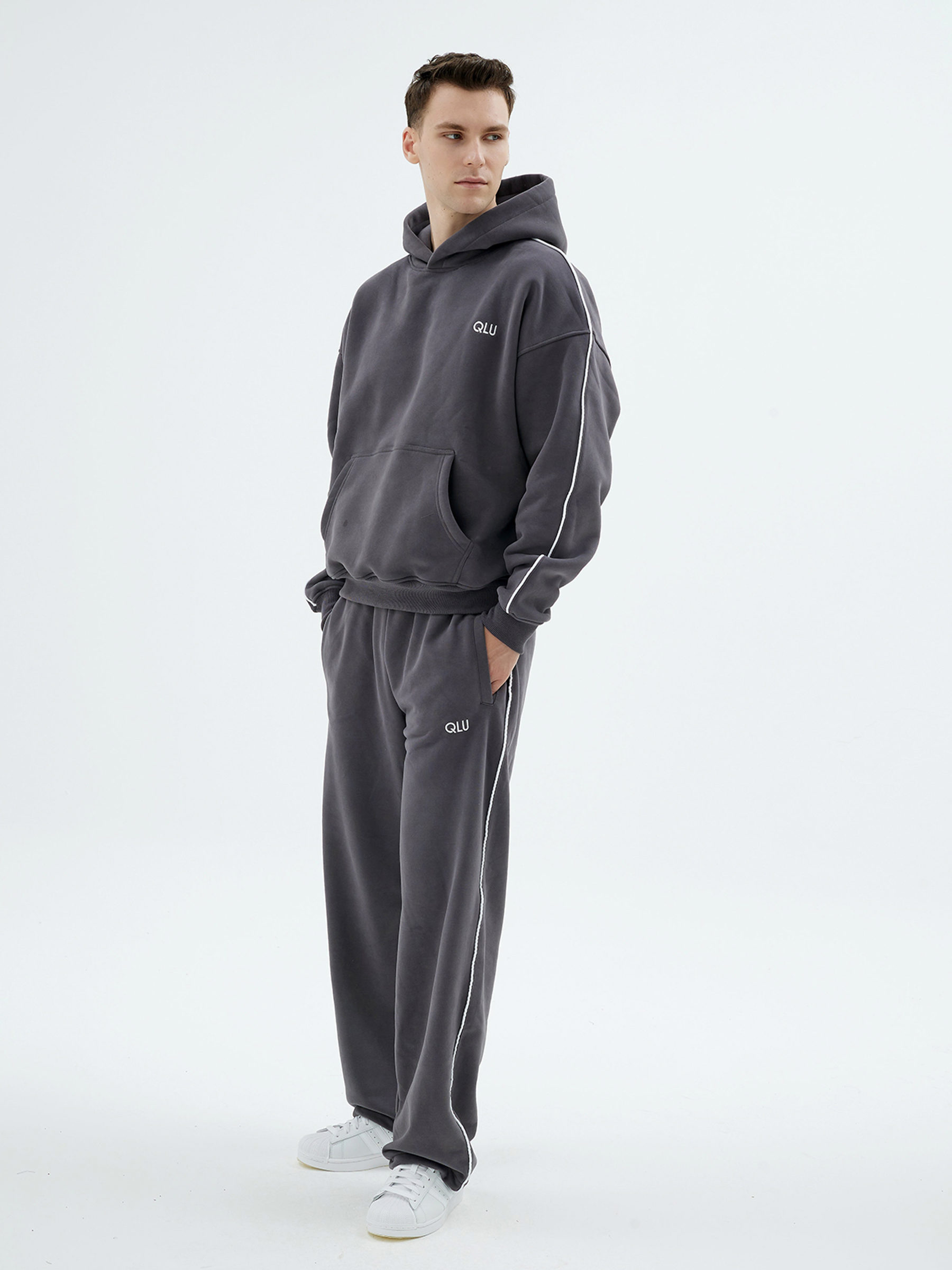 Jogger - 12
