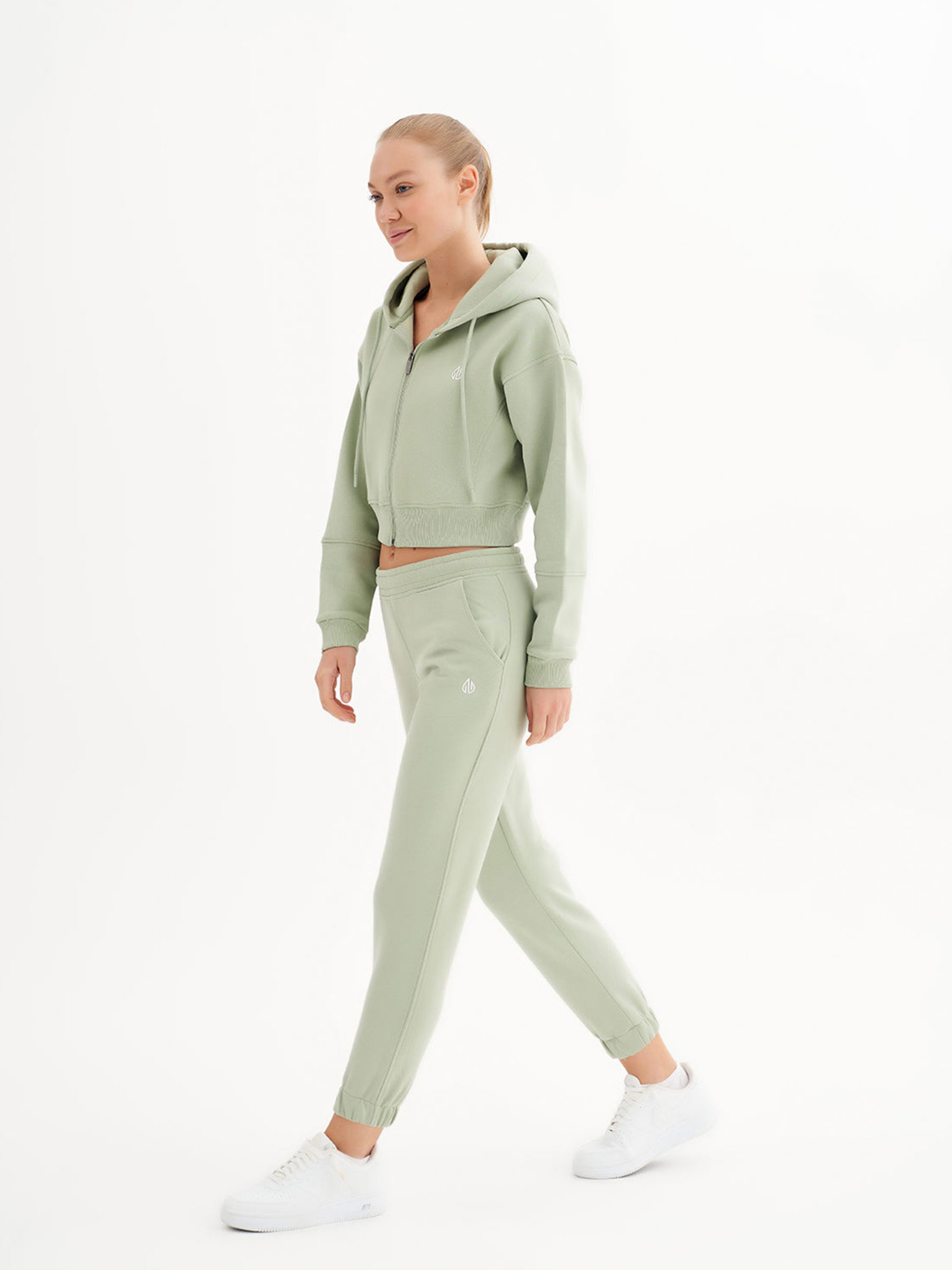 Jogger - 5