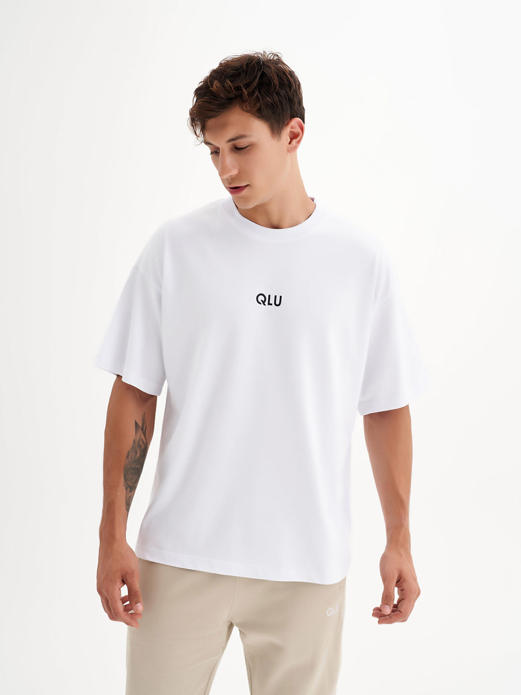 T-Shirt - 1